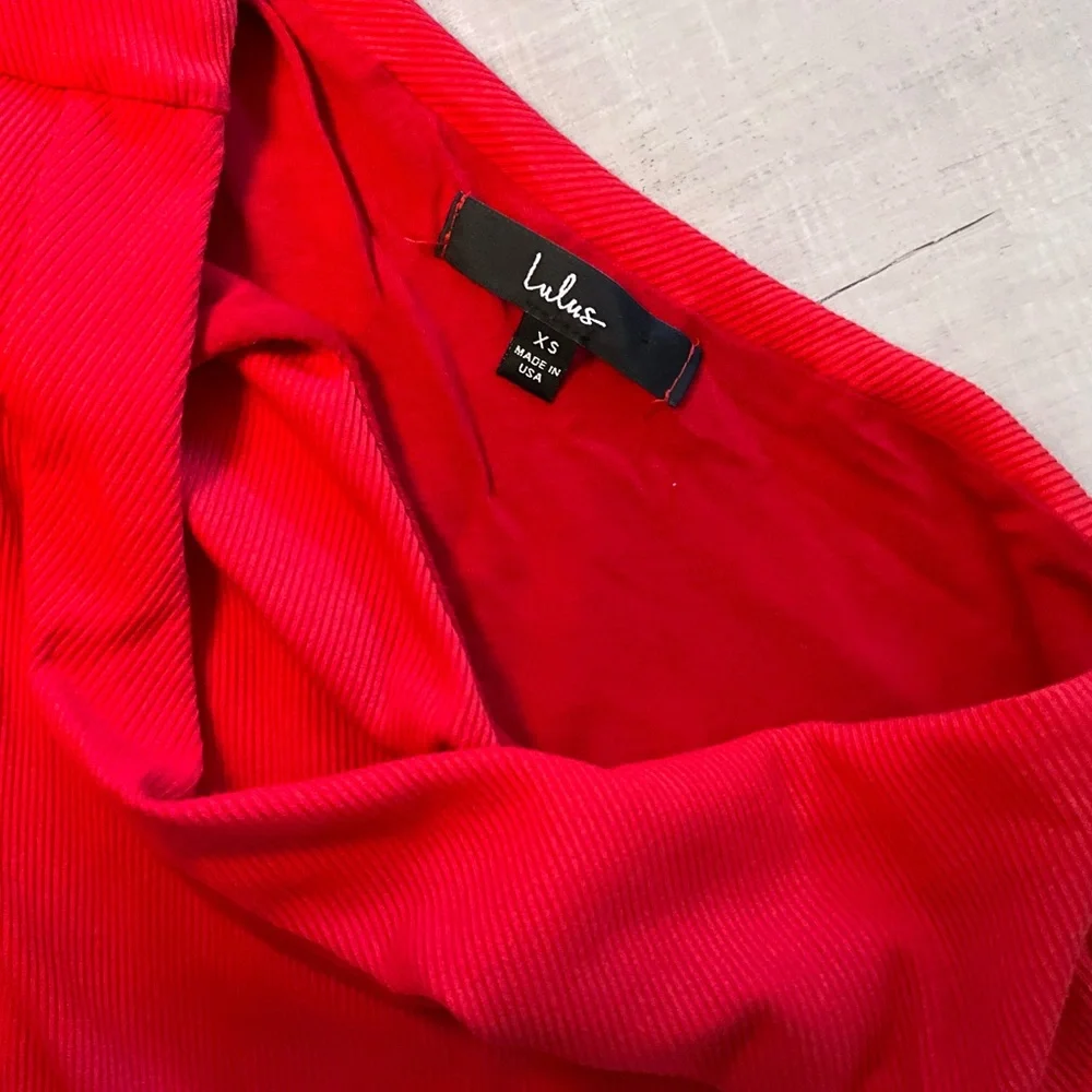 Lulus Make a Slash Red Ribbed One-Shoulder Long Sleeve Bodysuit XS - Picture 7 of 9